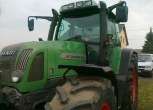 Zbliżenie przodu ciągnika używanego rolniczego Fendt 716 Varo 