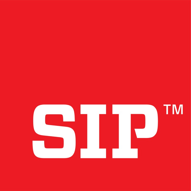 Logo SIP maszyny zielonkowe białe litery na czerwonym kwadracie