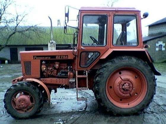 Bok używanego traktora rolniczego MTZ