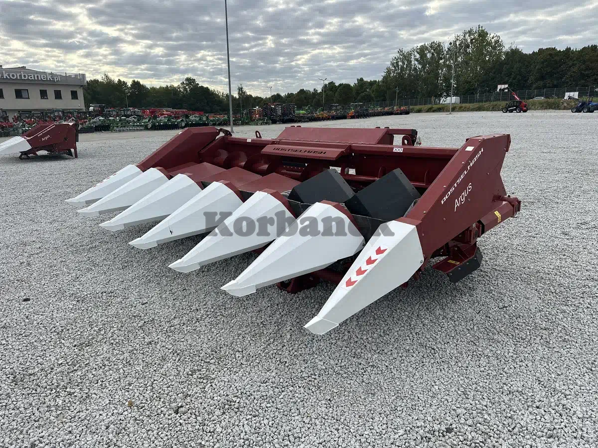 Przystawka do kukurydzy - Claas Dominator, Claas Mega, Claas Lexion