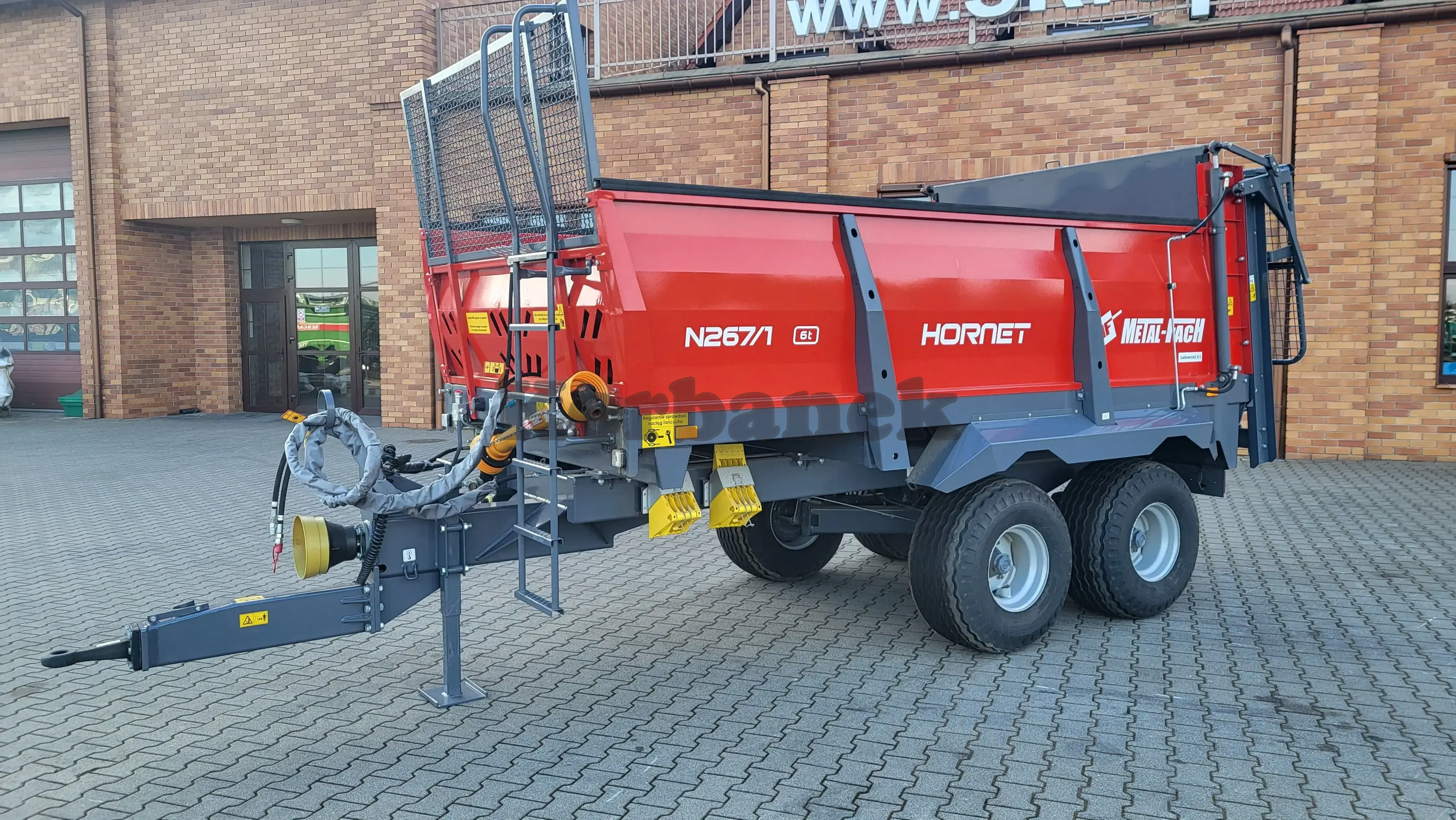 Rozrzutnik obornika Metal-Fach typ N-267/1 HORNET