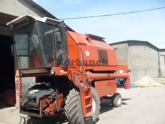 Kombajn zbożowy Bizon Z 058 1988 r