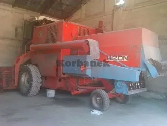 Kombajn BIZON ZO56 1980 r
