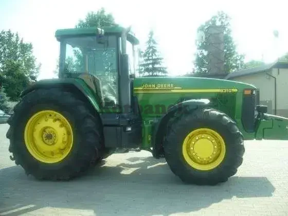 Ciagnik rolniczy John Deere 8310 230 KM