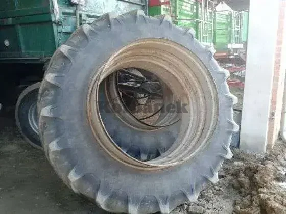 Koła bliźniacze KLEBER 620/70 R42