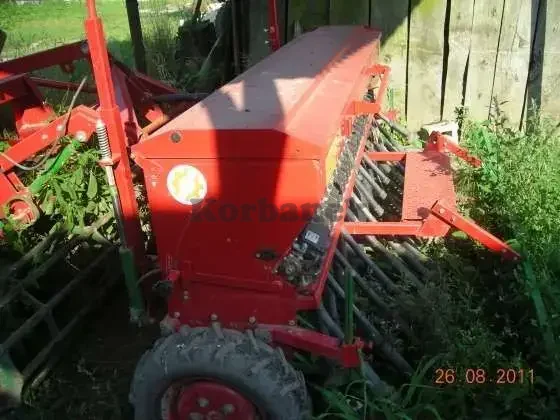 Agregat uprawowo siewny Kraj 2008 r