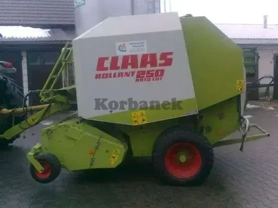 Prasa zwijająca Claas Rollant 250 Roto Cut 2003 r
