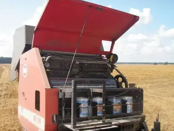 Prasa zwijająca VICON typ RF 119 2003 r