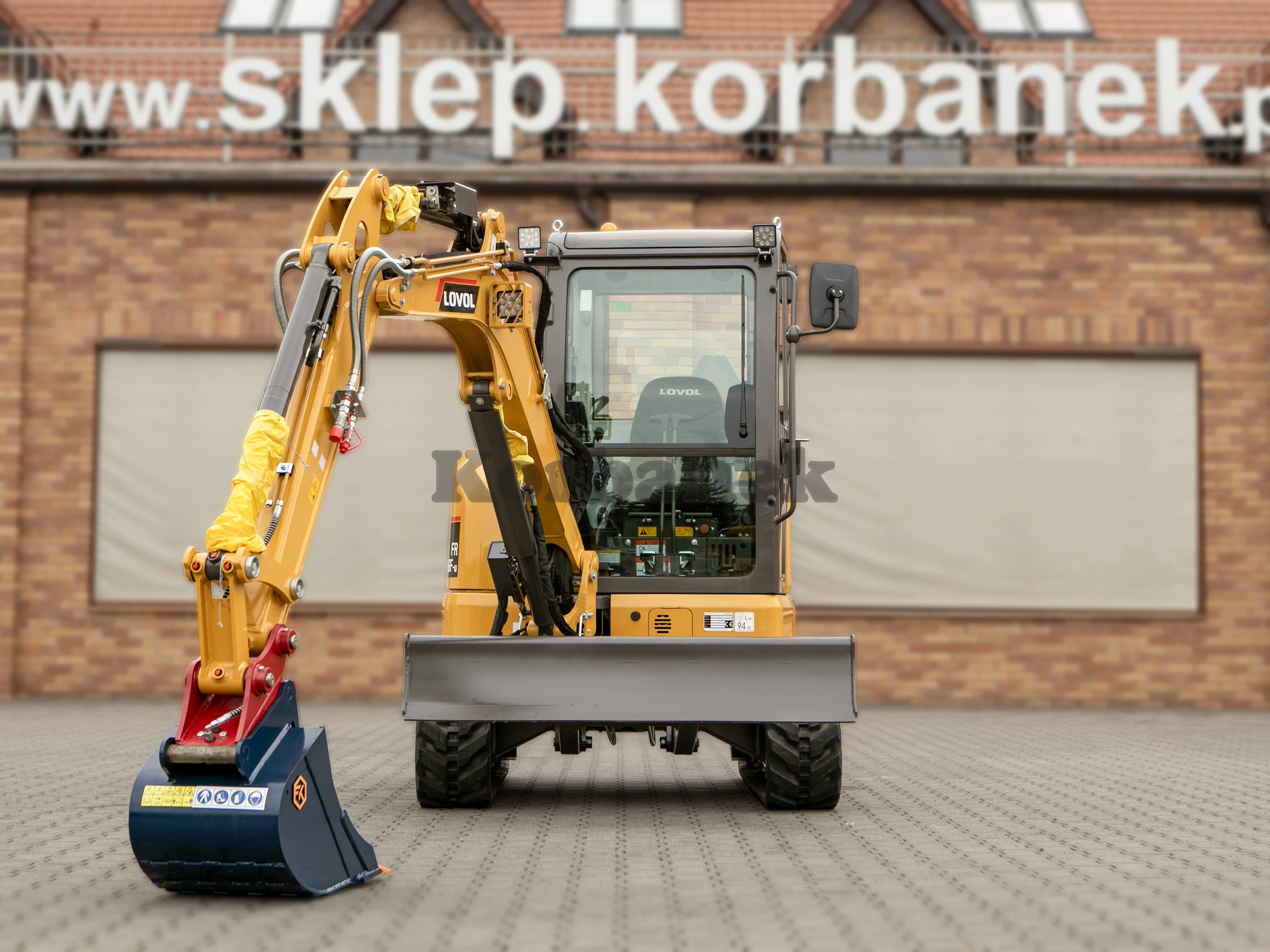 Mini koparka gąsienicowa Lovol FR36F-u