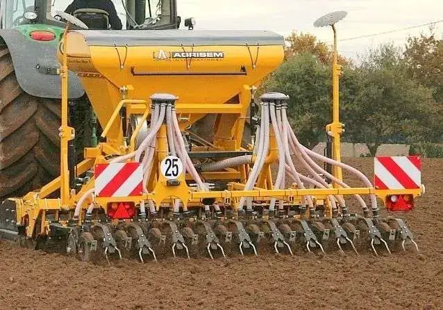 Siewniki zbożowe zestawy uprawowo-siewne Agrisem DISC-O-SEM Siewniki zbozowe zestawy uprawowo-siewne firmy Agrisem typ DISC-O-SEM korbanek.pl