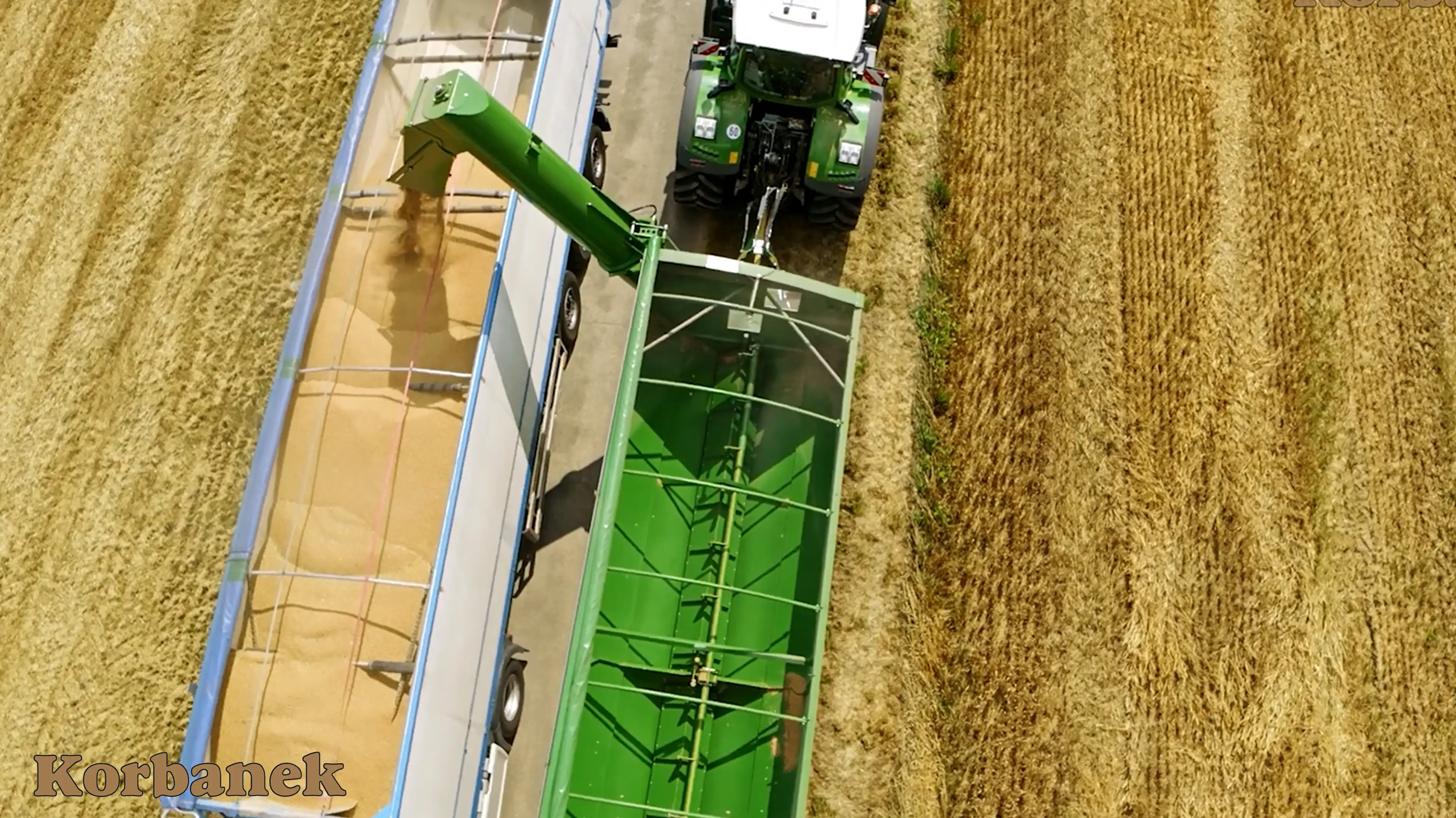 Podajnik pionowy o Ø 600 mm : ekstremalna wydajność przeładunkowa ok. 1.100 t/h (lub 25 m3/min.), co przekłada się np. na szybki załadunek kompletnego 40-tonowego zestawu ciężarówki z przyczepą w jedynie 90 sekund!