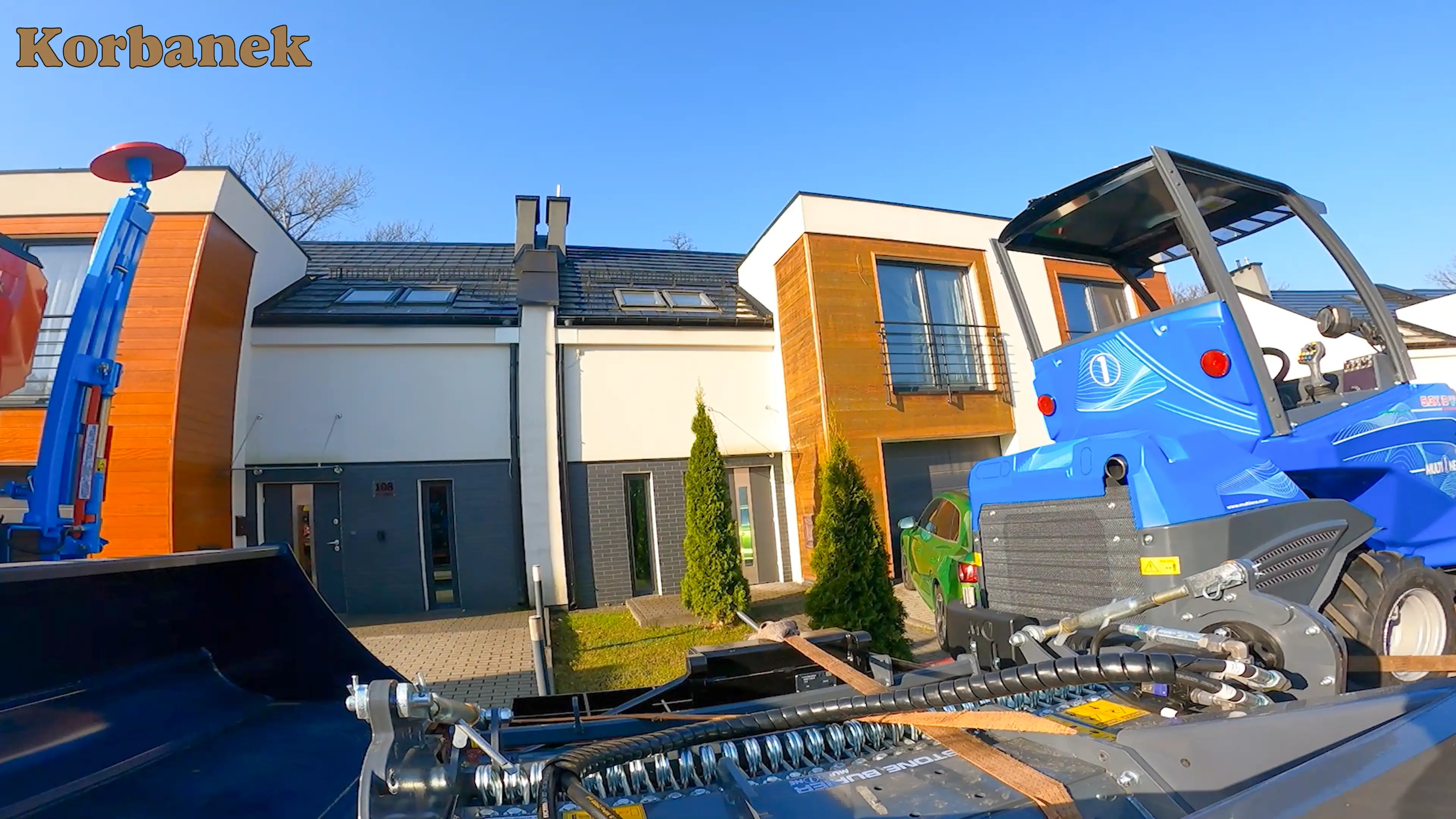 Do miniładowarki MultiOne możesz dobrać osprzęt z gamy ponad 180 dostępnych