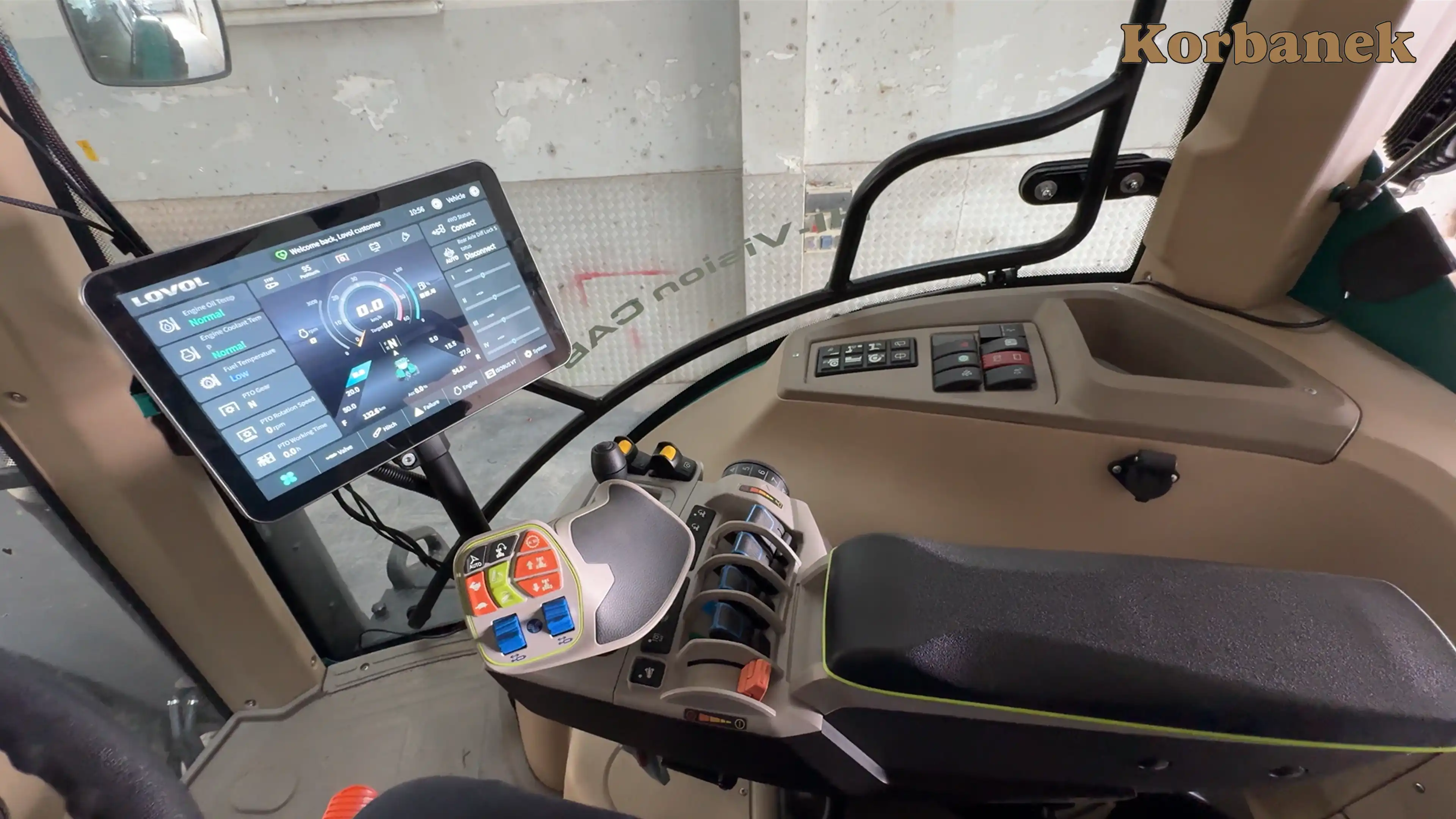 Ciągnik Aupax 7240 mimo dużej poejmności silnika, pokazał w testach że dzieki zastosowanym rozwiązaniom jest ekonomiczny, nawet w cięzkich pracach