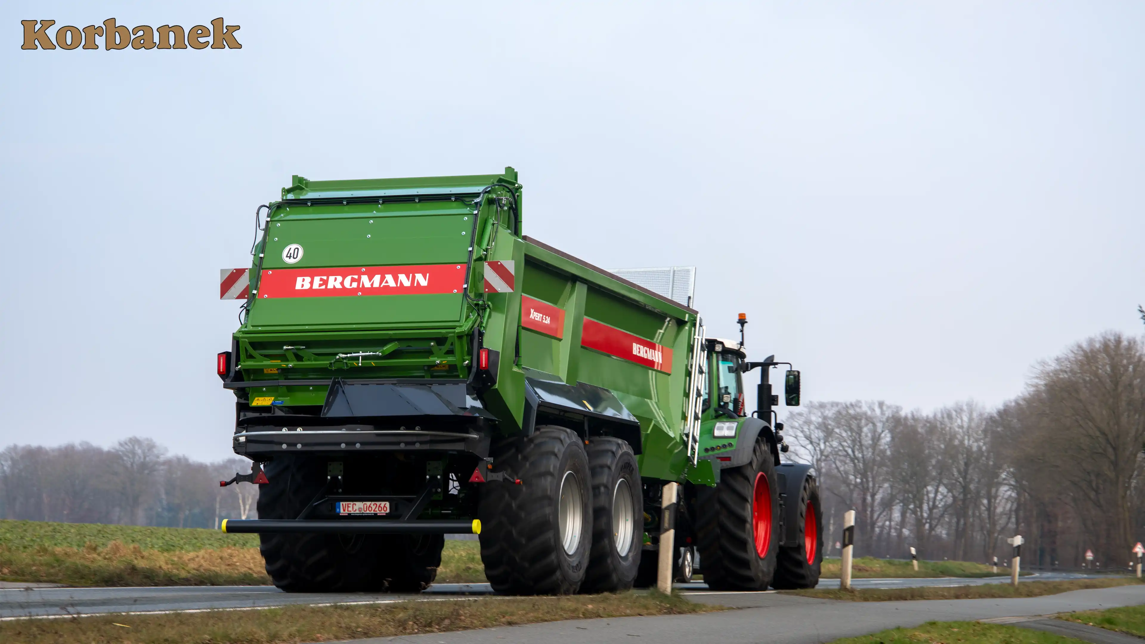 Dopuszczalna masa całkowita rozrzutnika Xpert 5.24 wynosi 24 tony, a maksymalna pojemność załadunkowa sięga nawet 34 m³