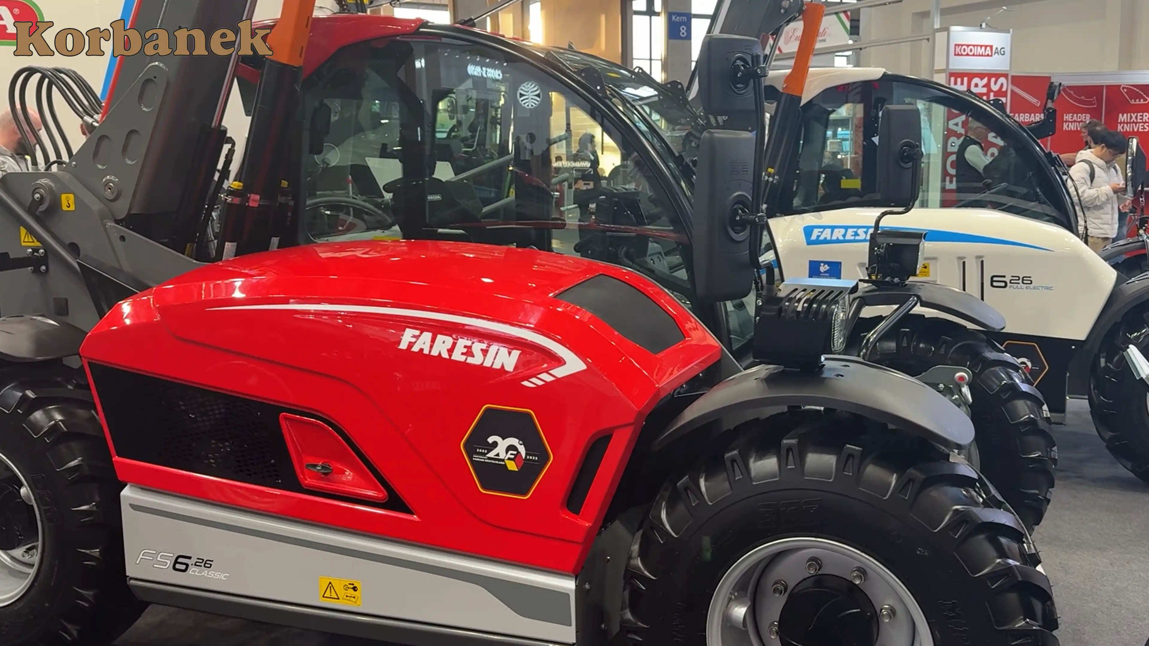 Elektryfikację widać nie tylko w ładowarkach, ale także już w ciągnikach