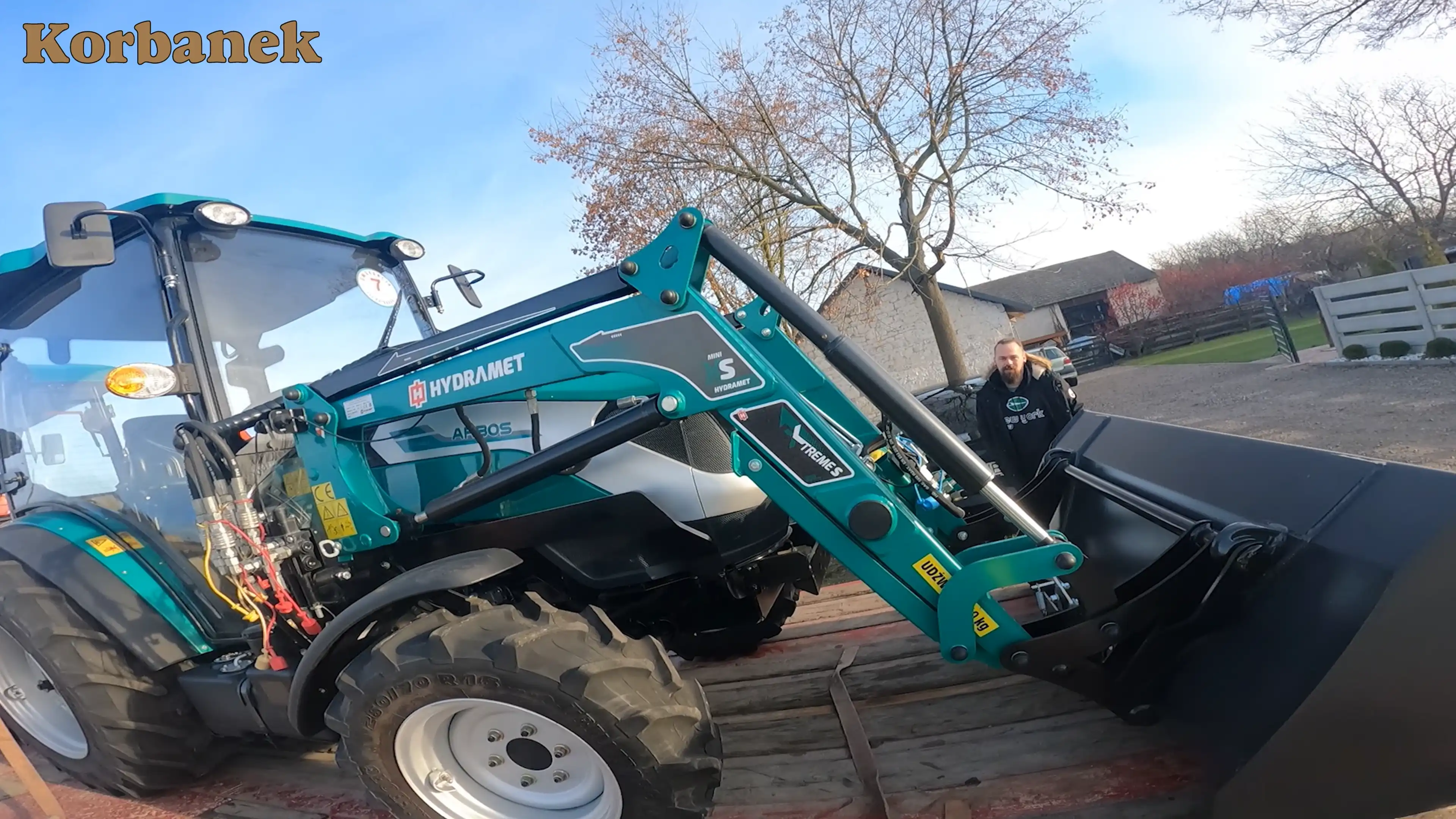 Ciągnik Arbos 2040 świetnie spisze się nie tylko w gospodarstwie, ale również w pracach komunlanych