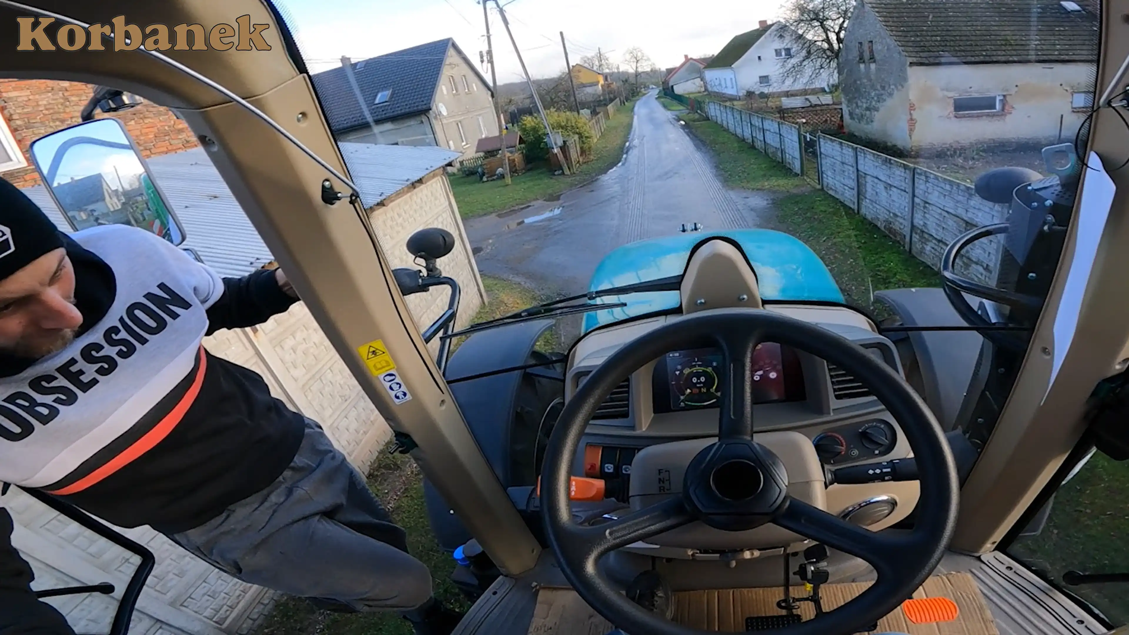 Wnętrze Arbos 5130 gen 2 z silnikiem Doosan