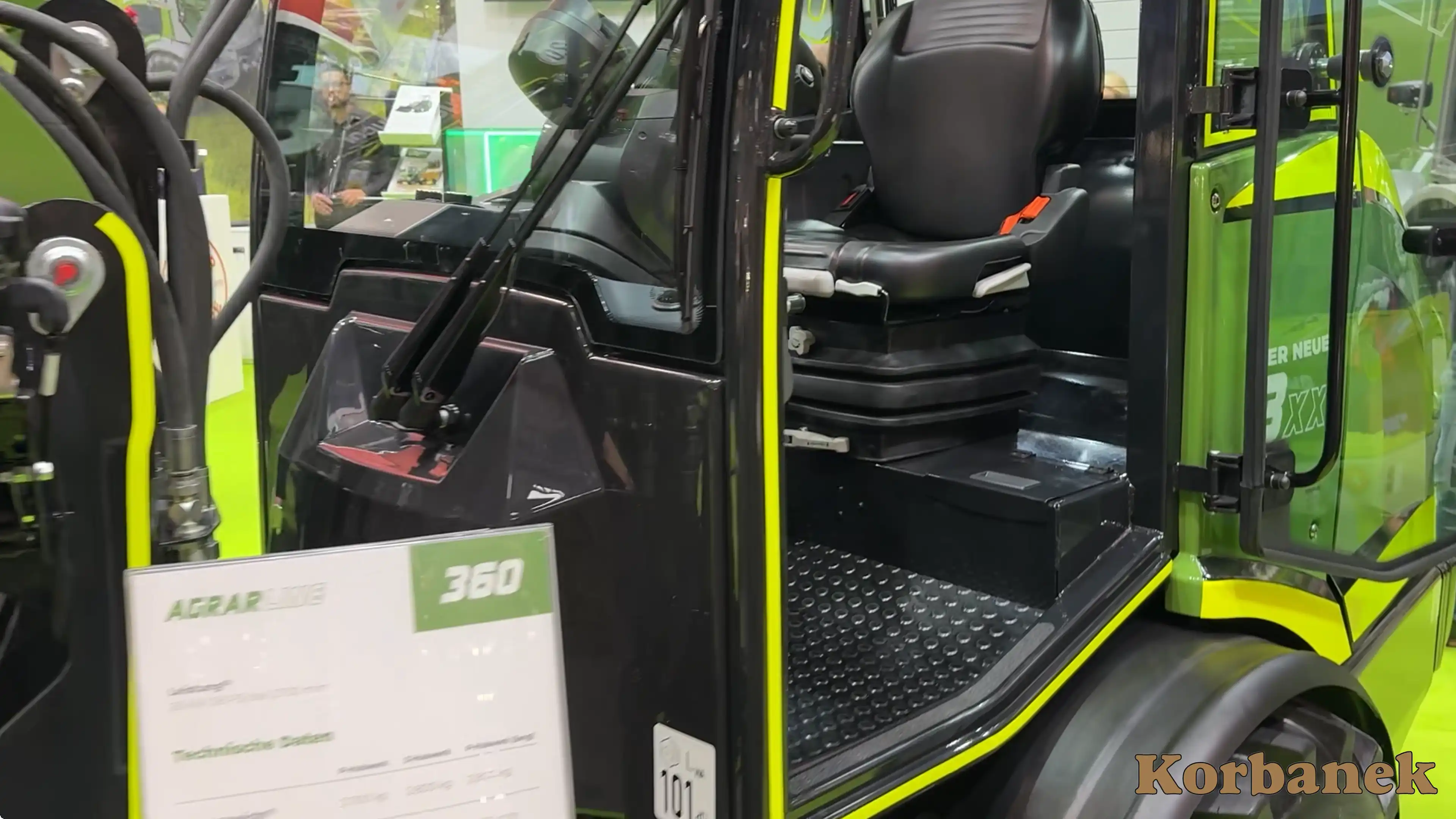 Nowa rolnicza linia ładowarek dopełni gamę produktów Weycor