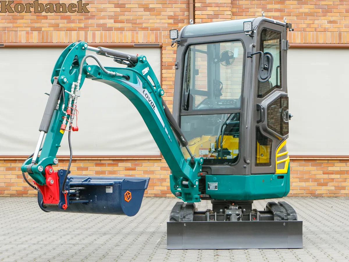 Minikoparka Lovol wszystko co musisz wiedzieć Koparka Lovol FR18E u-2