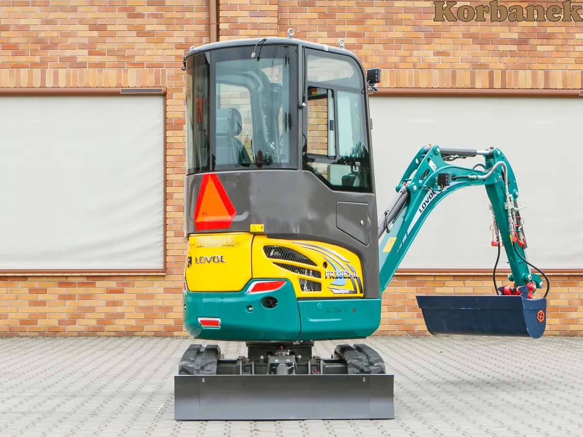 Idealna koparka do ogrodu FR18E 2-u