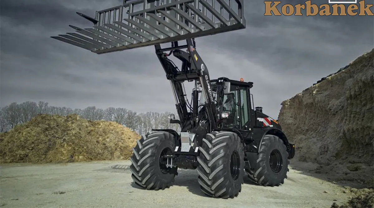 Czarna ładowarka kołowa