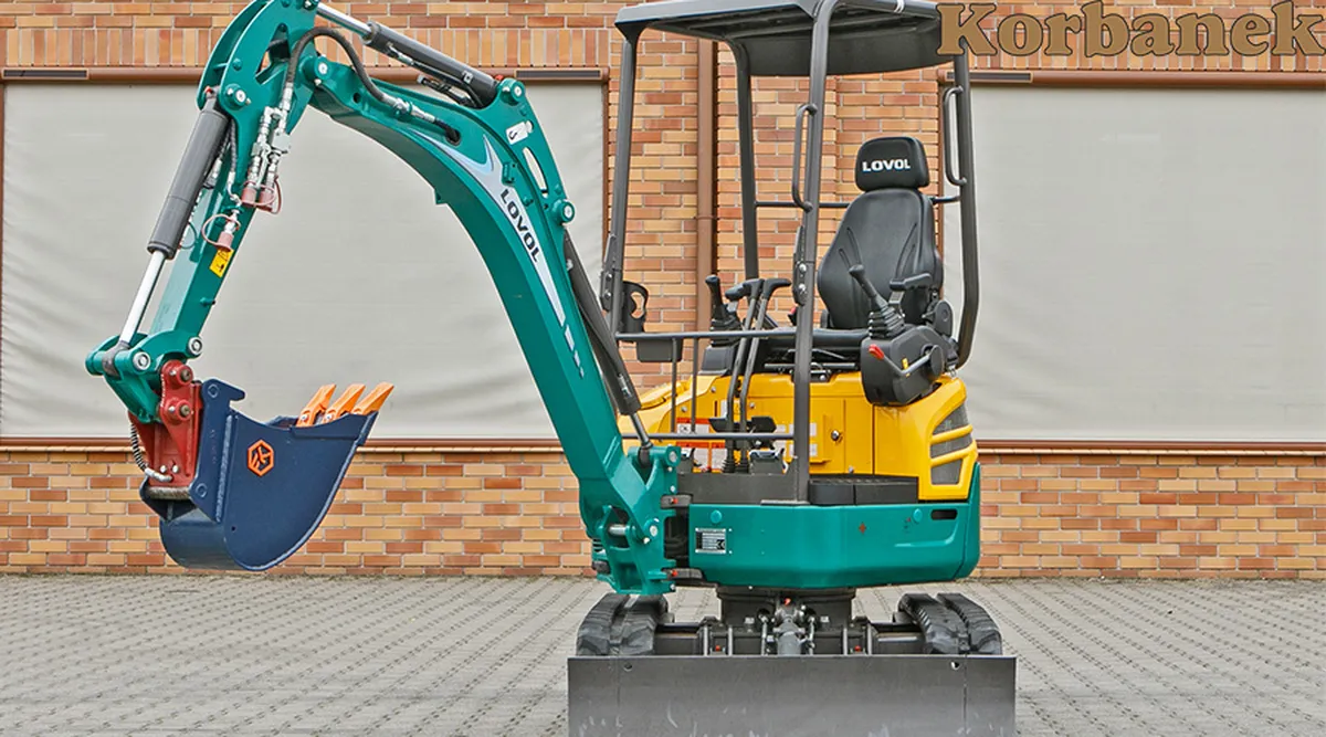 Najmniejsza z koparek Lovol Minikoparka Lovol