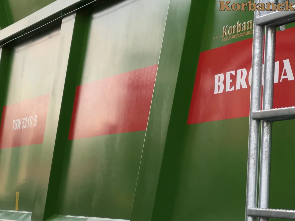 Rozrzutnik do obornika i wapna Rozrzutnik Bergmann