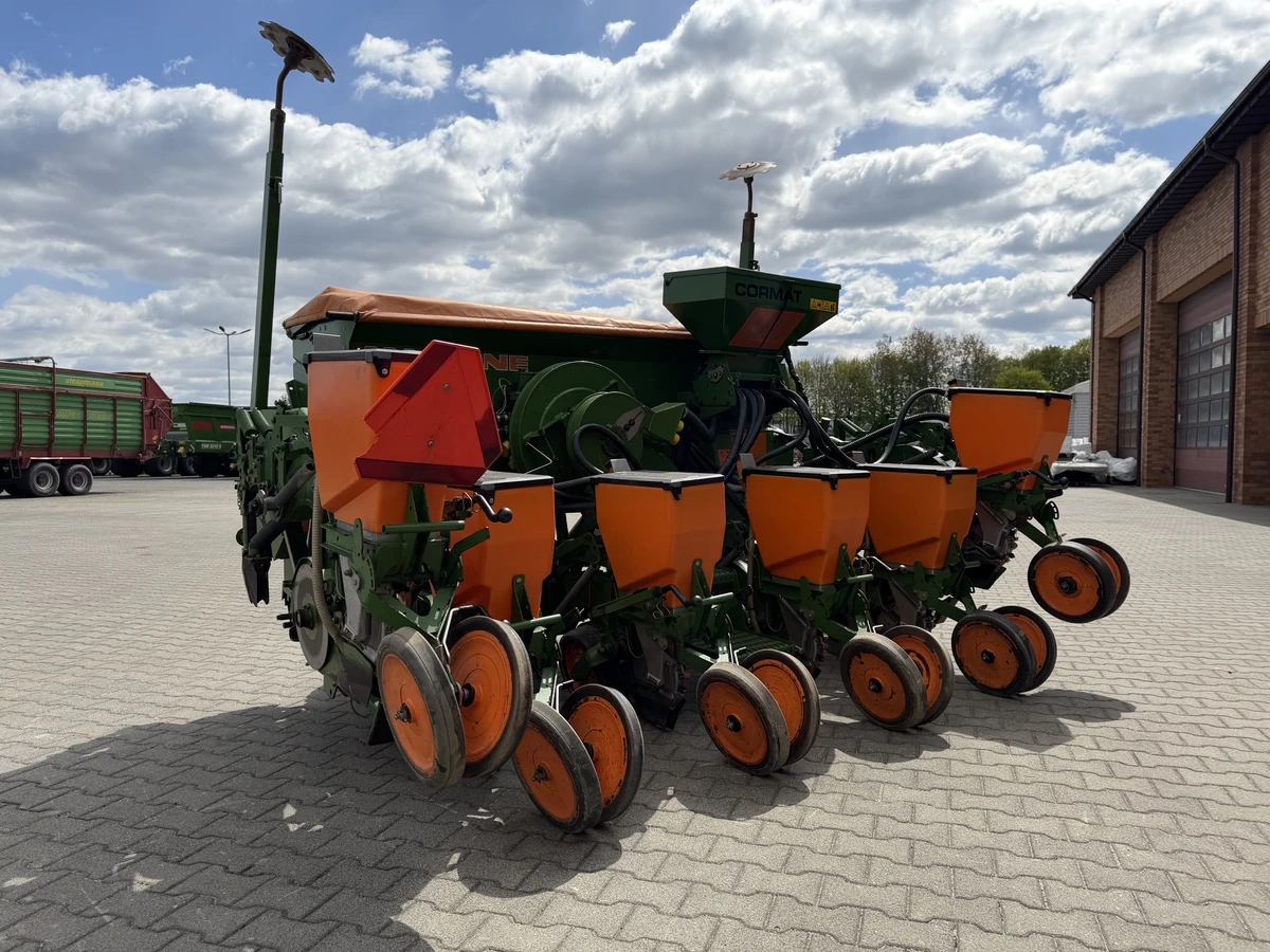 Używany siewnik punktowy amazone ED 452-K w dobrym stanie