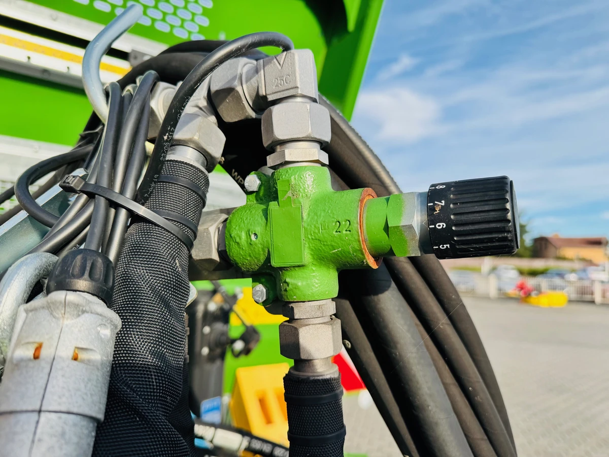 Rozrzutnik uniwersalny obornika i wapna Bergmann TSW 5210 S Firma Korbanek Plac Rozrzutnik uniwersalny obornika i wapna Bergmann TSW 5210 S Firma Korbanek Plac