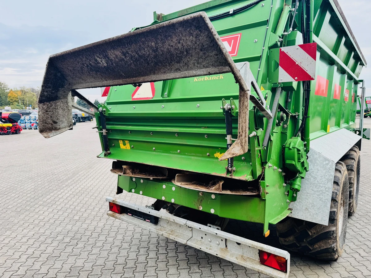 Rozrzutnik uniwersalny do wapna do obornika Bergmann TSW 6240 S Adapter 2-walcowy poziomy plus tarczowy Rozrzutnik uniwersalny do wapna do obornika Bergmann TSW 6240 S Adapter 2-walcowy poziomy plus tarczowy