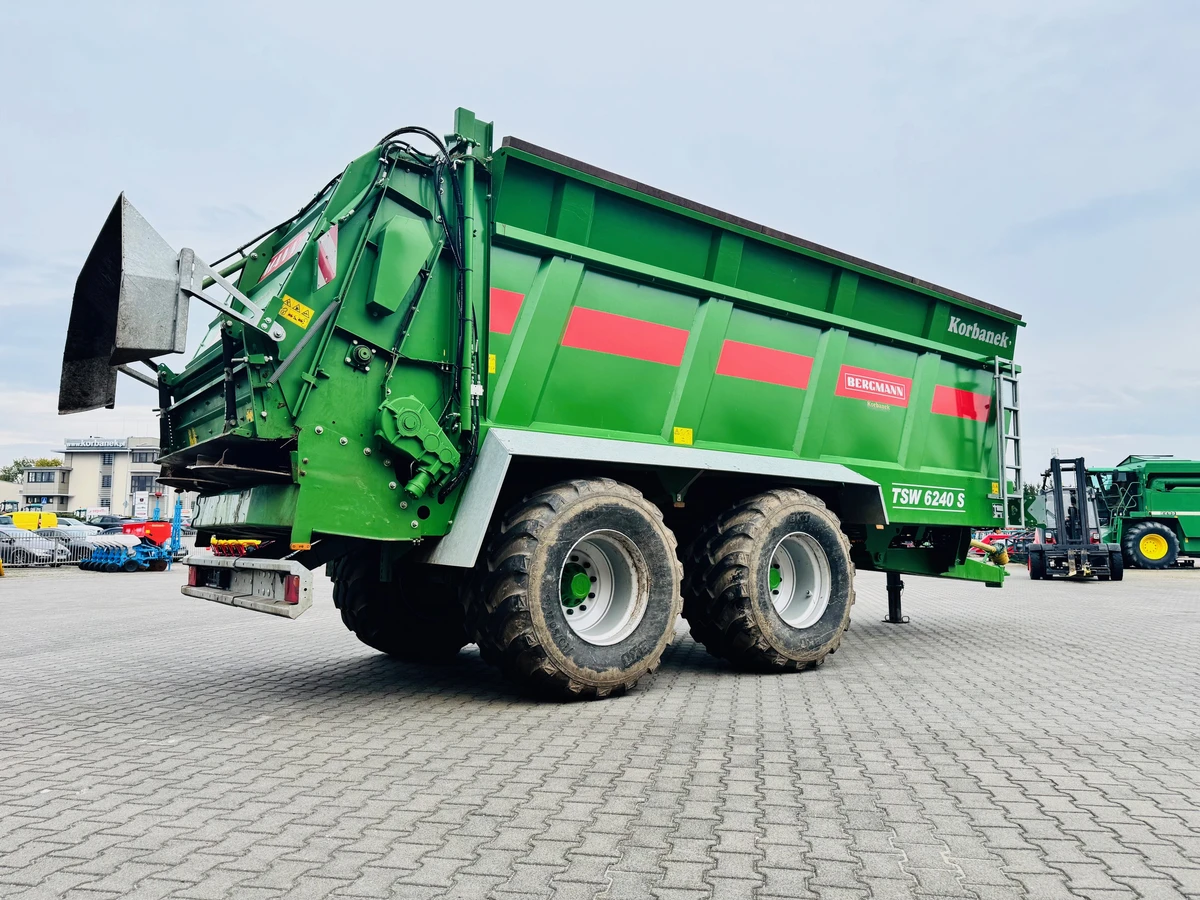 Rozrzutnik uniwersalny do wapna do obornika Bergmann TSW 6240 S Adapter 2-walcowy poziomy plus tarczowy Rozrzutnik uniwersalny do wapna do obornika Bergmann TSW 6240 S Adapter 2-walcowy poziomy plus tarczowy