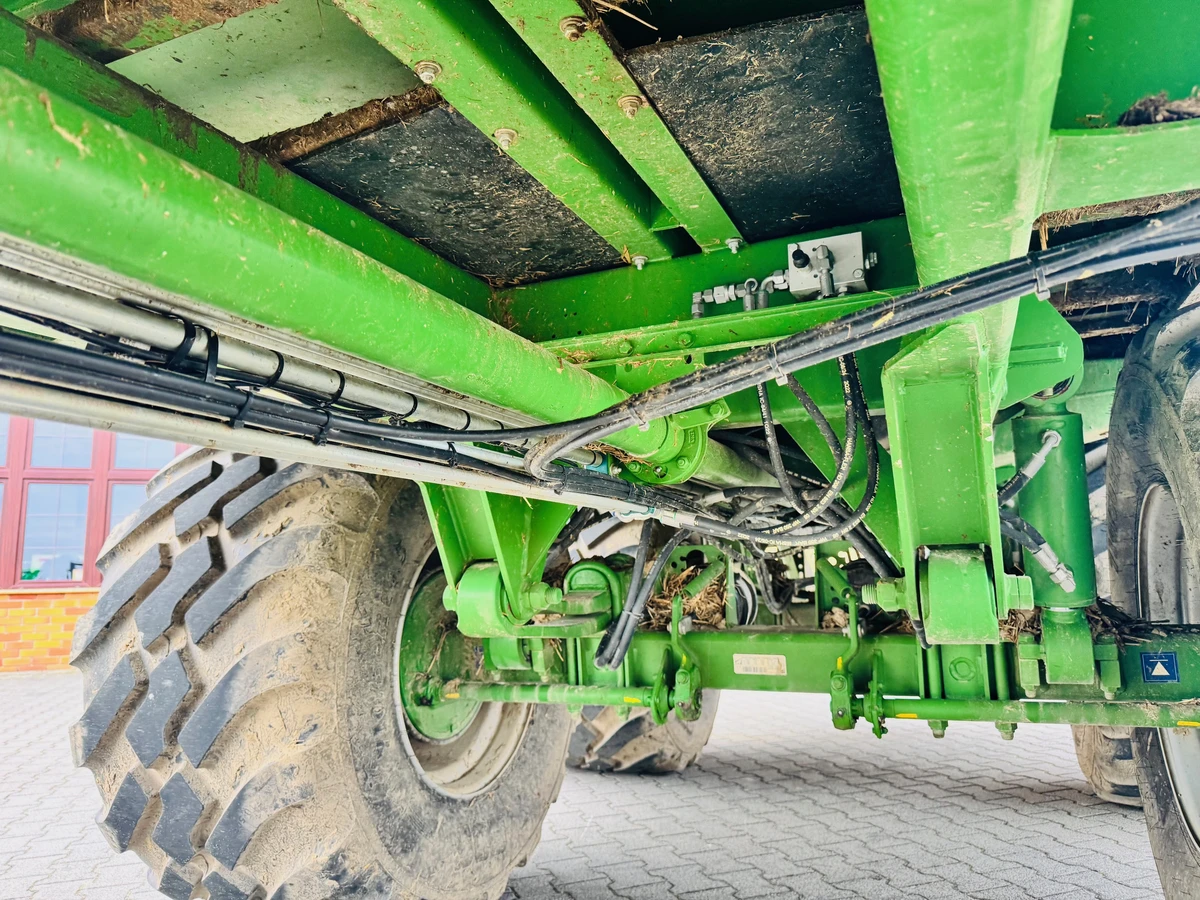 Rozrzutnik uniwersalny do wapna do obornika Bergmann TSW 6240 S Adapter 2-walcowy poziomy plus tarczowy Rozrzutnik uniwersalny do wapna do obornika Bergmann TSW 6240 S Adapter 2-walcowy poziomy plus tarczowy