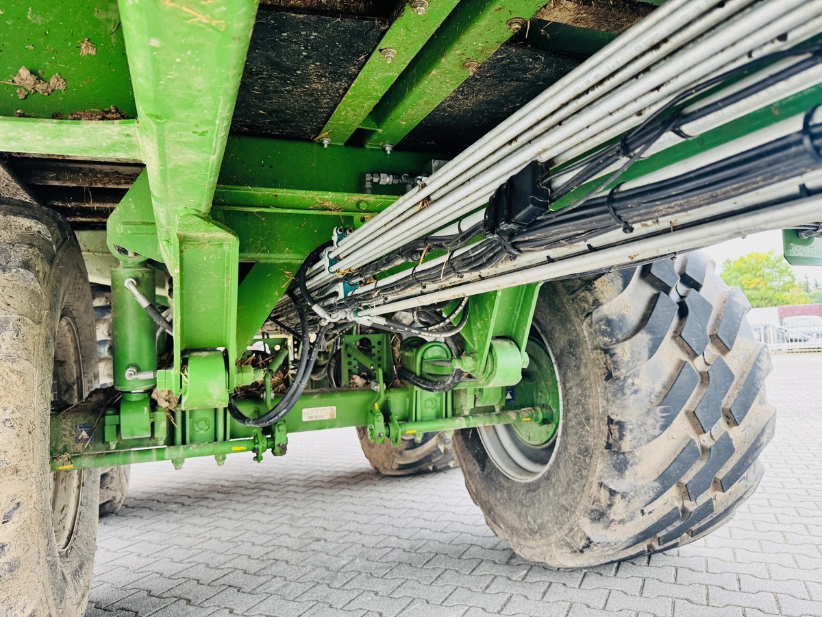 Rozrzutnik uniwersalny do wapna do obornika Bergmann TSW 6240 S Adapter 2-walcowy poziomy plus tarczowy Rozrzutnik uniwersalny do wapna do obornika Bergmann TSW 6240 S Adapter 2-walcowy poziomy plus tarczowy