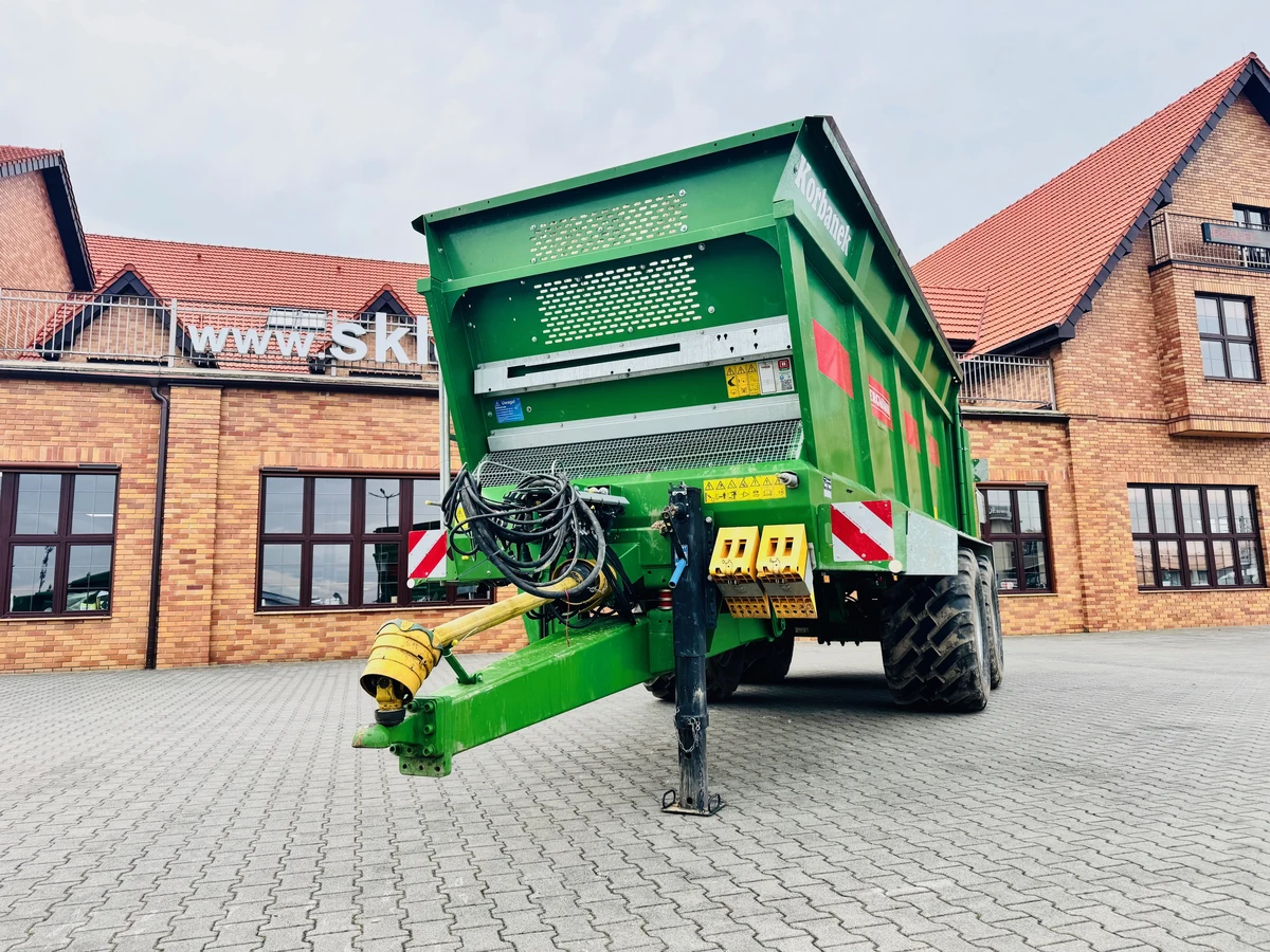 Rozrzutnik uniwersalny do wapna do obornika Bergmann TSW 6240 S Adapter 2-walcowy poziomy plus tarczowy Rozrzutnik uniwersalny do wapna do obornika Bergmann TSW 6240 S Adapter 2-walcowy poziomy plus tarczowy