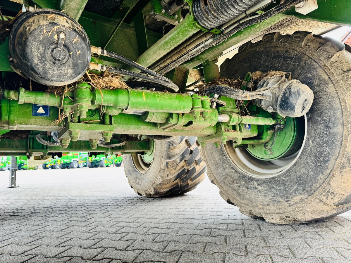 Rozrzutnik uniwersalny do wapna do obornika Bergmann TSW 6240 S Adapter 2-walcowy poziomy plus tarczowy Rozrzutnik uniwersalny do wapna do obornika Bergmann TSW 6240 S Adapter 2-walcowy poziomy plus tarczowy