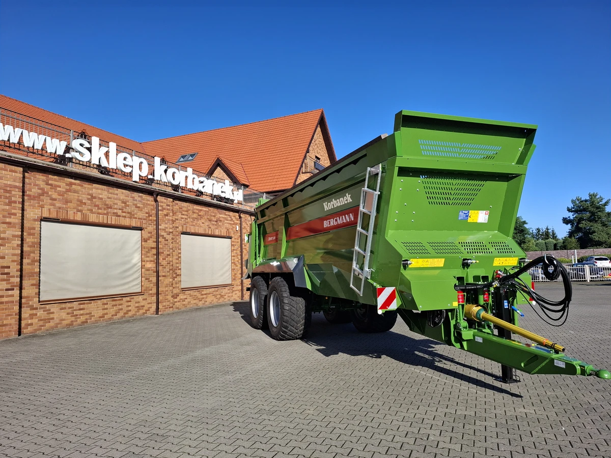 Rozrzutnik precyzyjny do obornika wapna Bergmann XPERT 5.24 Duża pojemność