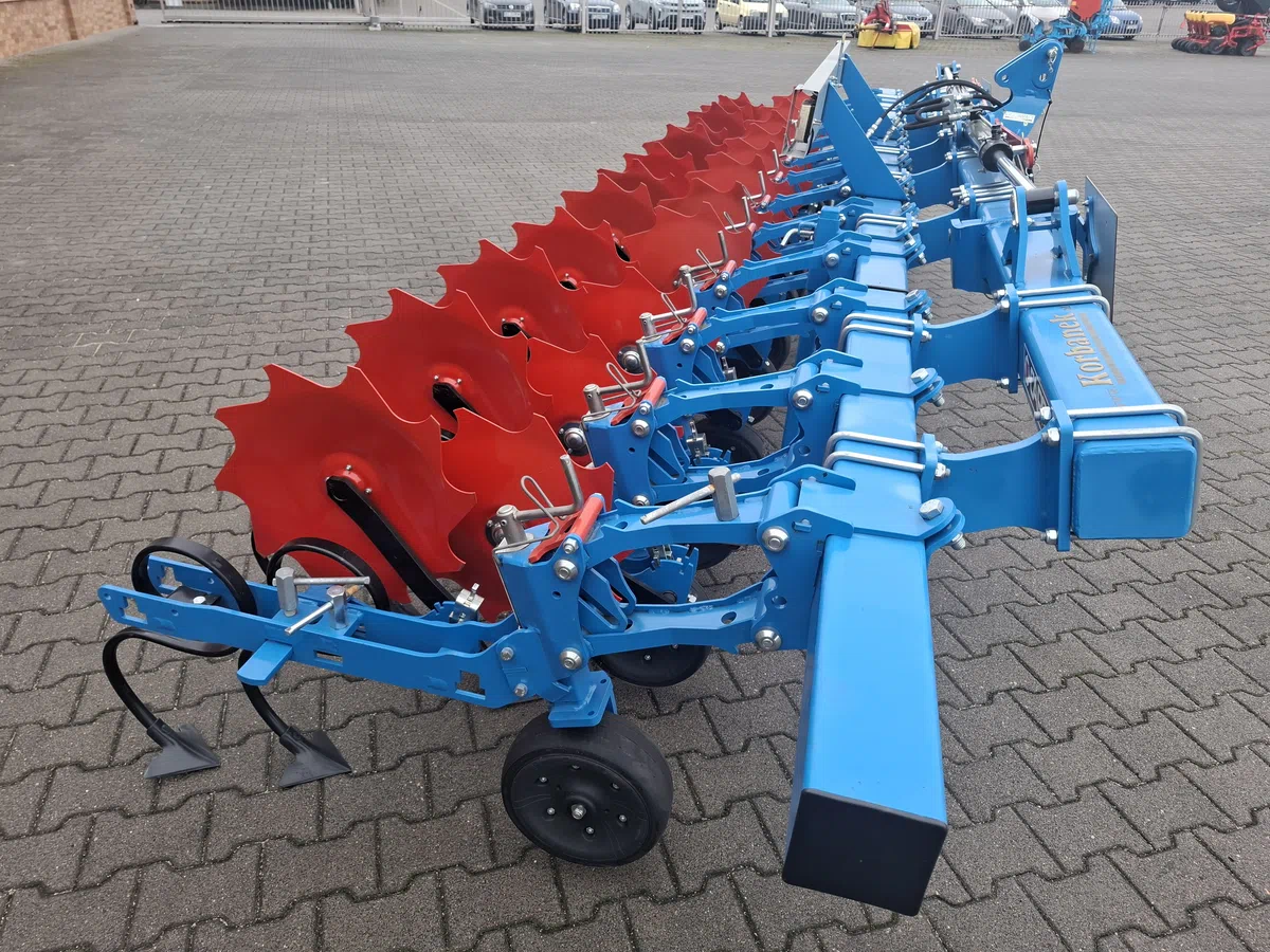 Widok na pielnik od boku Widok na pielnik od boku