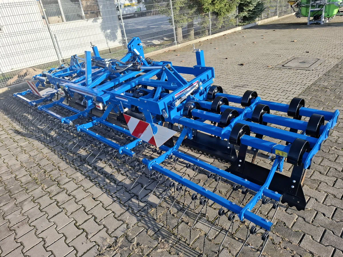 Rama składana hydraulicznie 6m Rama składana hydraulicznie 6m