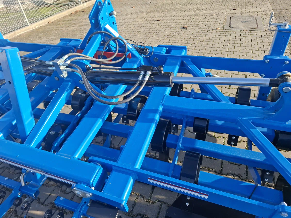 Rama składana hydraulicznie 6m Rama składana hydraulicznie 6m