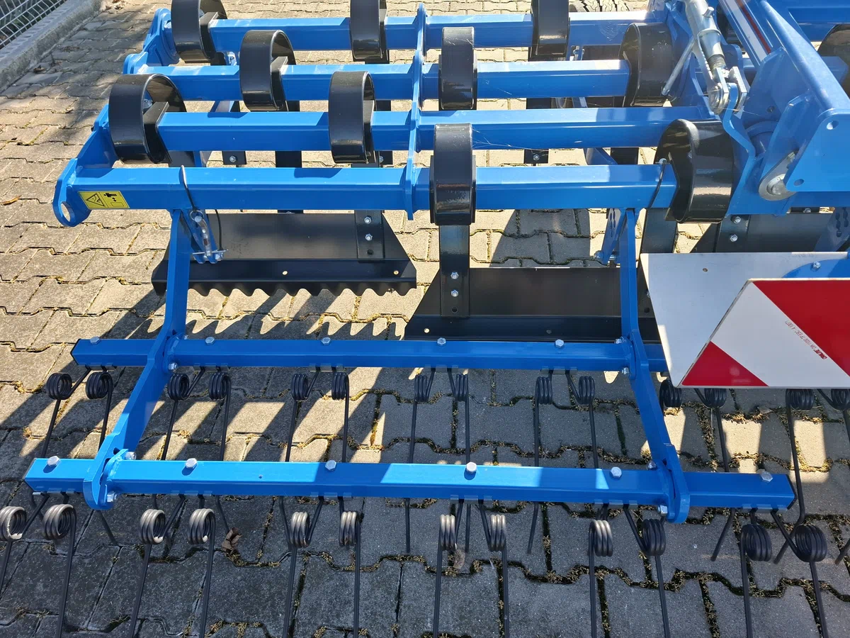 Zgrzebła palczaste do wygładzania powierzchni użytku zielonego Zgrzebła palczaste do wygładzania powierzchni użytku zielonego