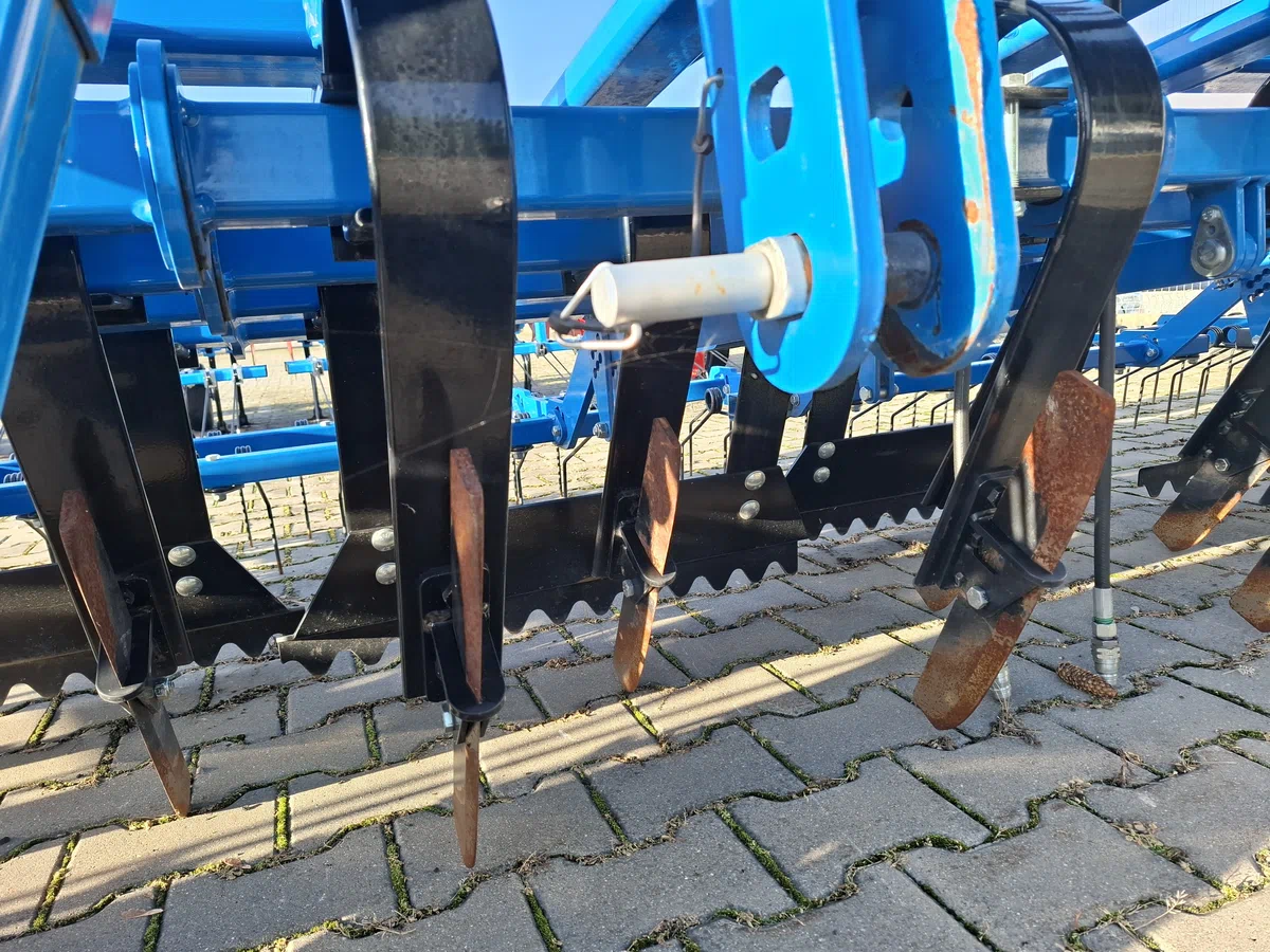 Noże do wertykulacji gleby (napowietrzanie gleby) Noże do wertykulacji gleby (napowietrzanie gleby)