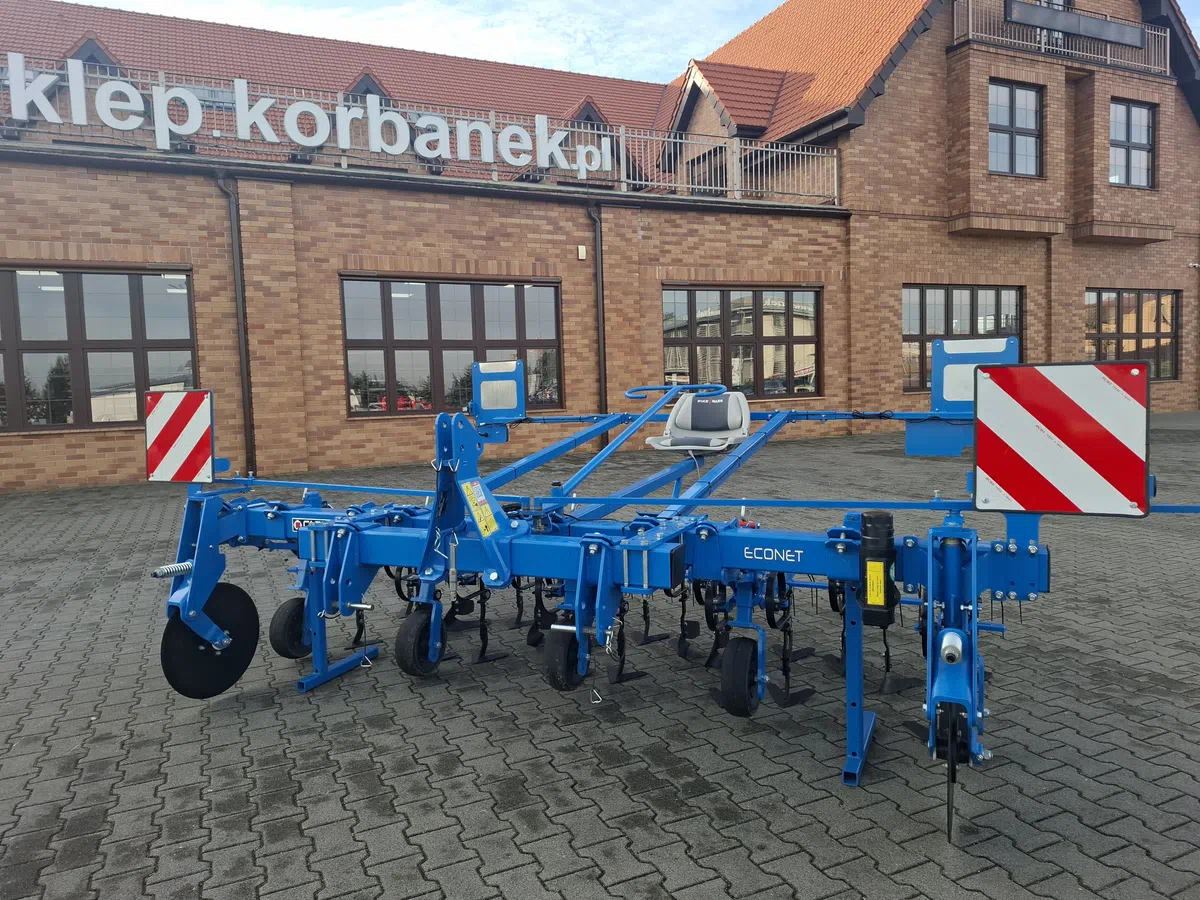 Pielnik do warzyw CARRE ECONET 4-rzędowy (5 sekcji pielących)