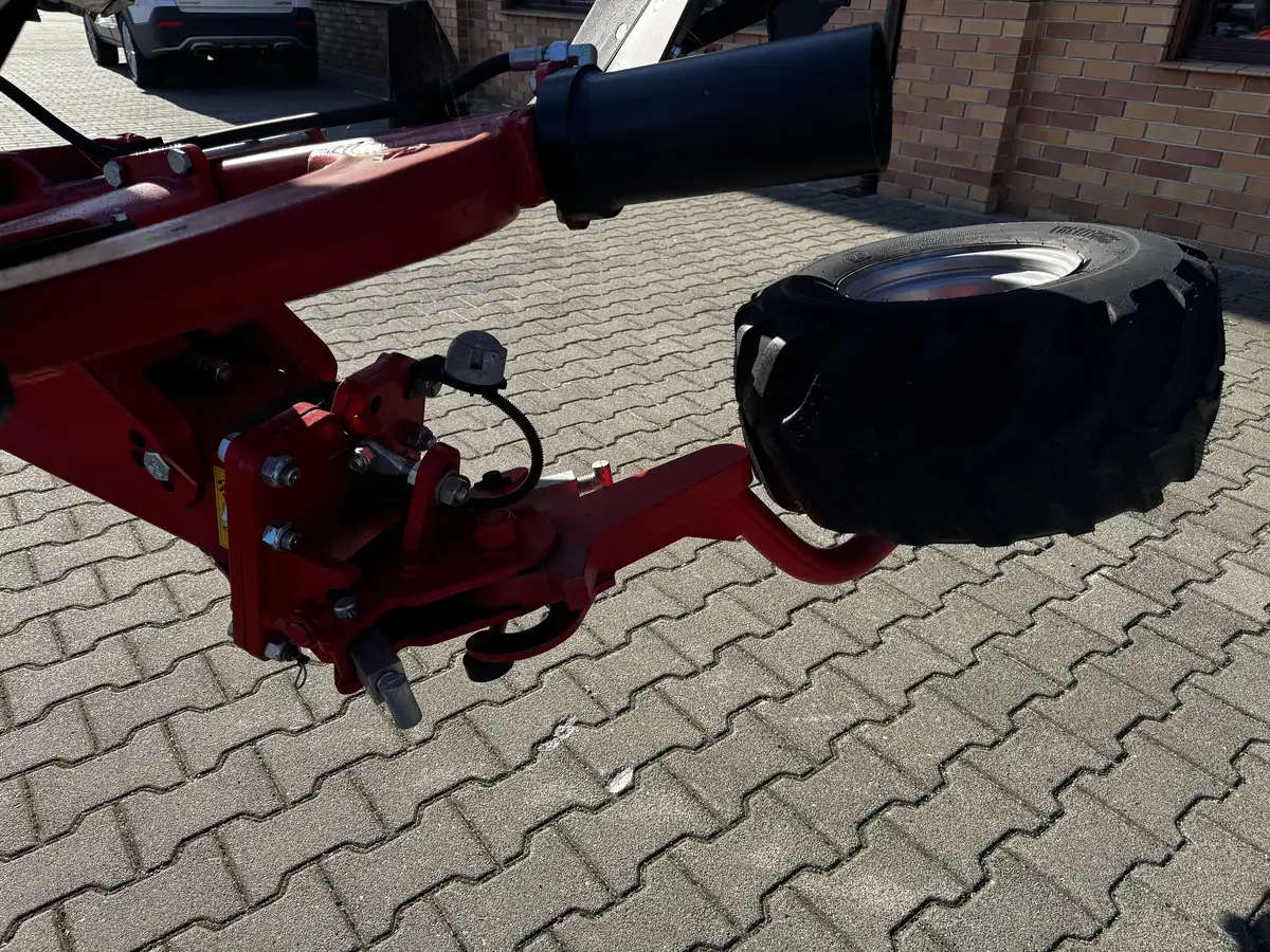 Gregoire-Besson- Voyager C80-Plac Korbanek-18 Gregoire-Besson- Voyager C80-Plac Korbanek-18