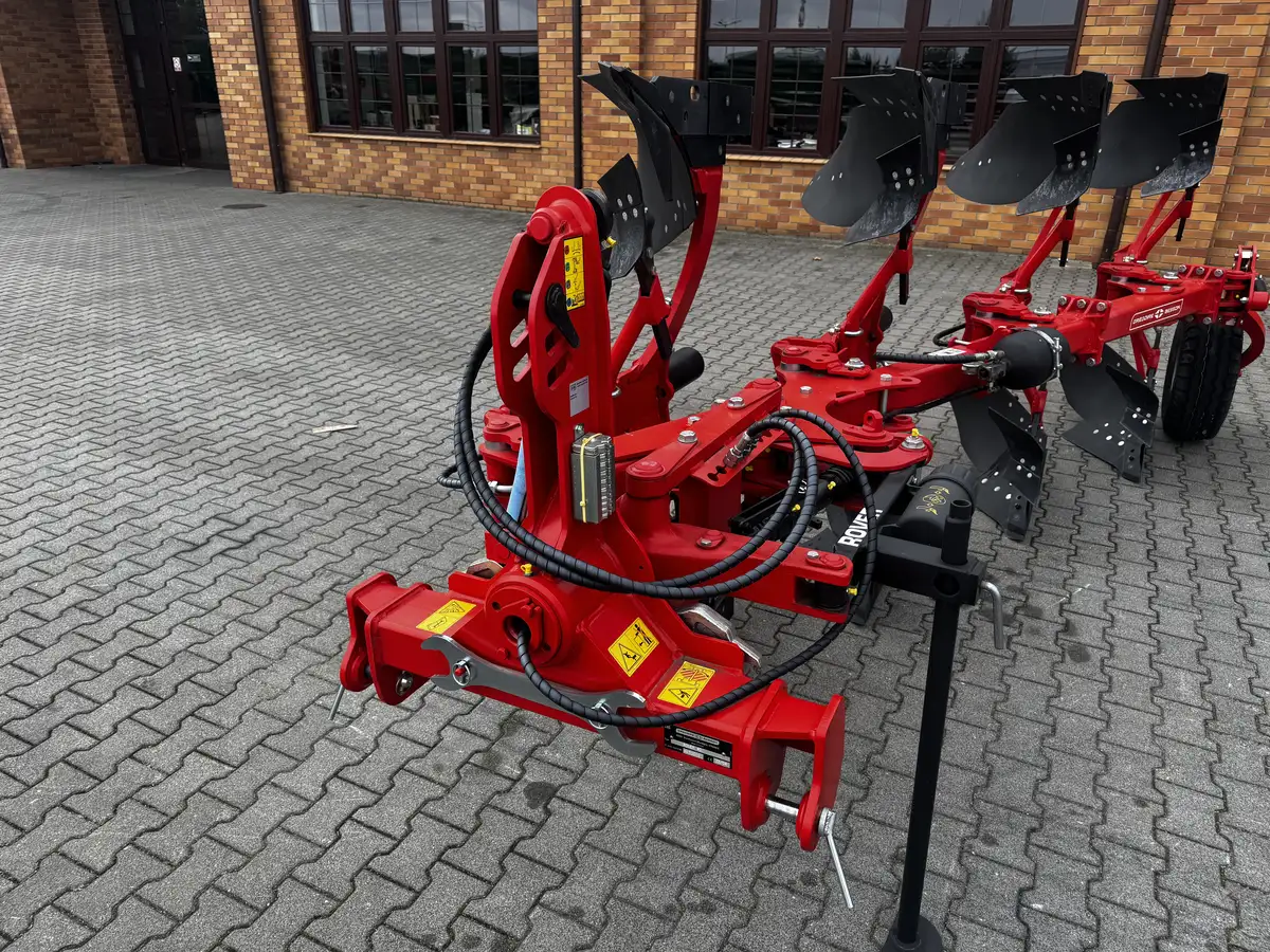 Gregoire-Besson- Rover 40-Plac Korbanek-8 Gregoire-Besson- Rover 40-Plac Korbanek-8