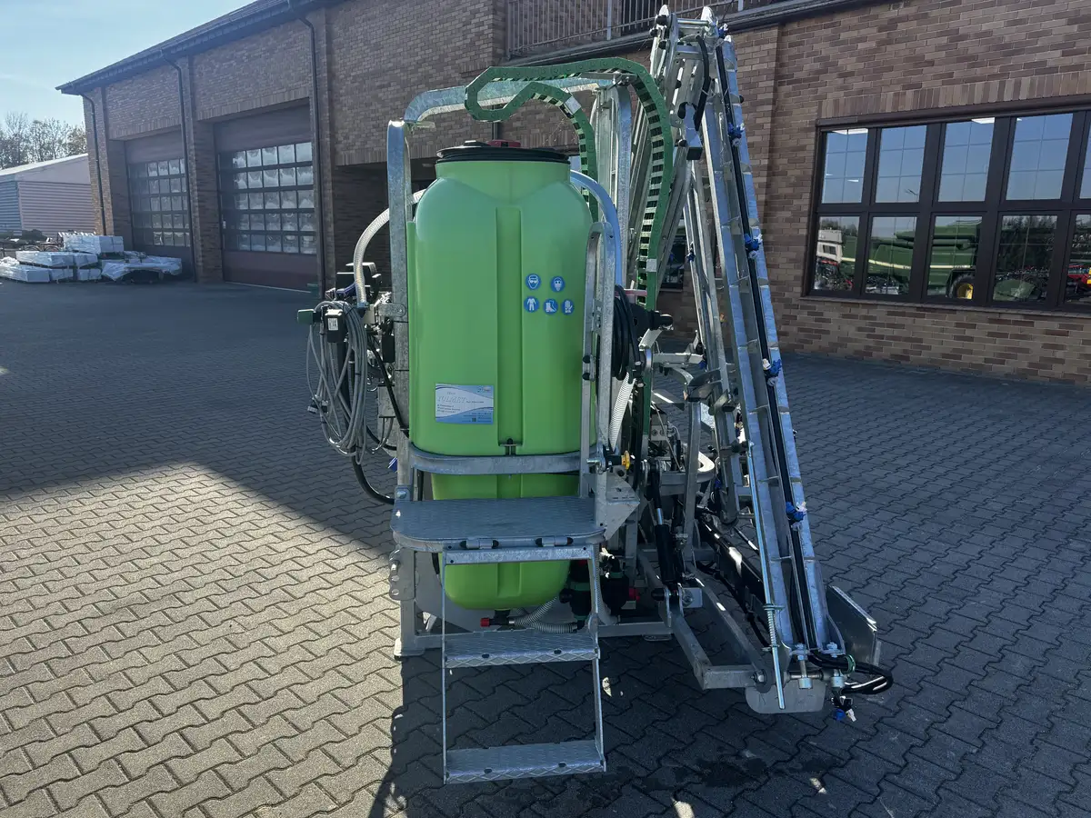 Tolmet-Opryskiwacz-Xsara1015-Plac Korbanek-2 Tolmet-Opryskiwacz-Xsara1015-Plac Korbanek-2