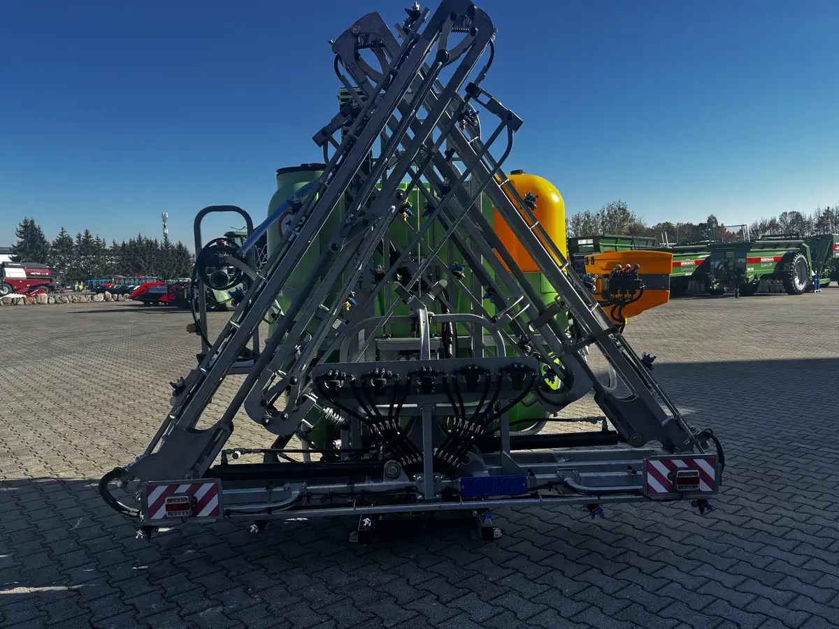 Tolmet-Opryskiwacz-Xsara1015-Plac Korbanek-4 Tolmet-Opryskiwacz-Xsara1015-Plac Korbanek-4