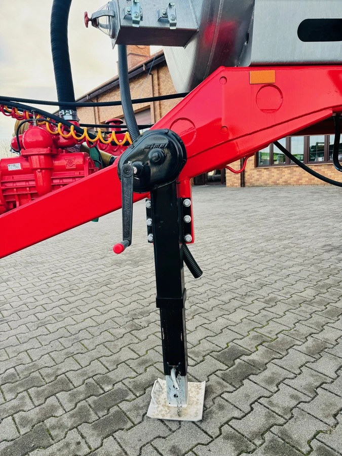 stopa podporowa Wóz asenizacyjny Pomot Chojna 16000 T-516 Wóz asenizacyjny Pomot Chojna 16000 T-516