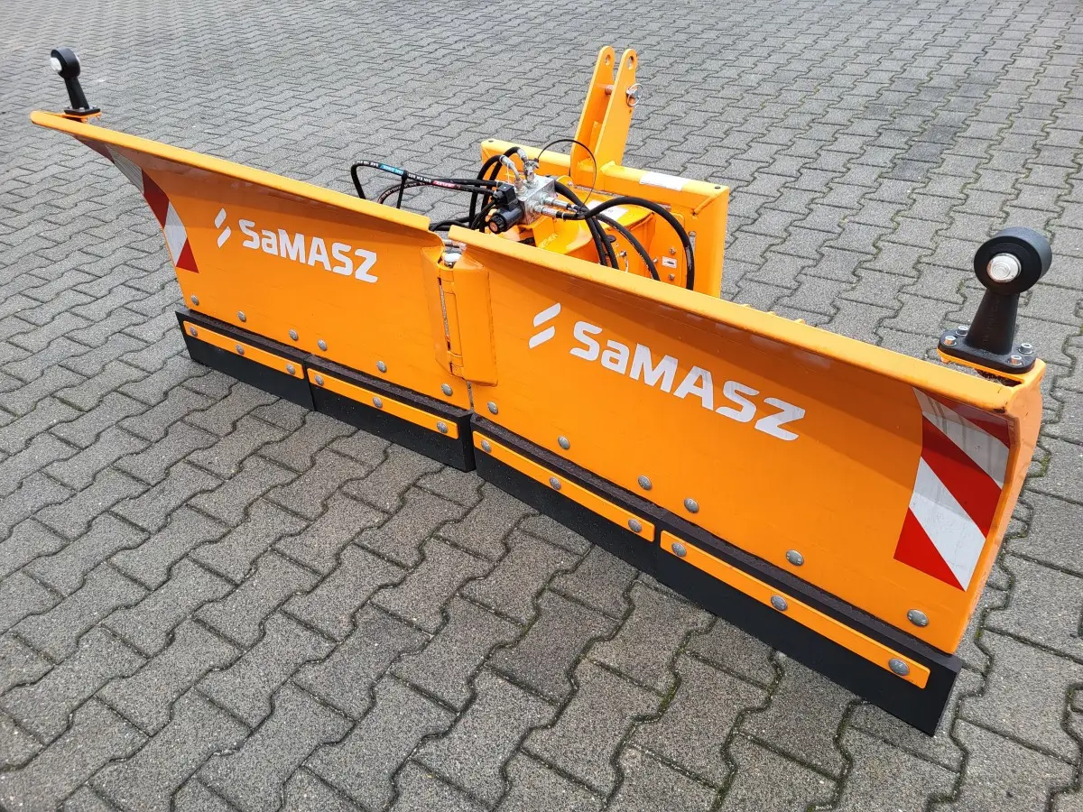 Pług lekki do śniegu firmy Samasz typ CITY 200 do ciągnika komunalnego