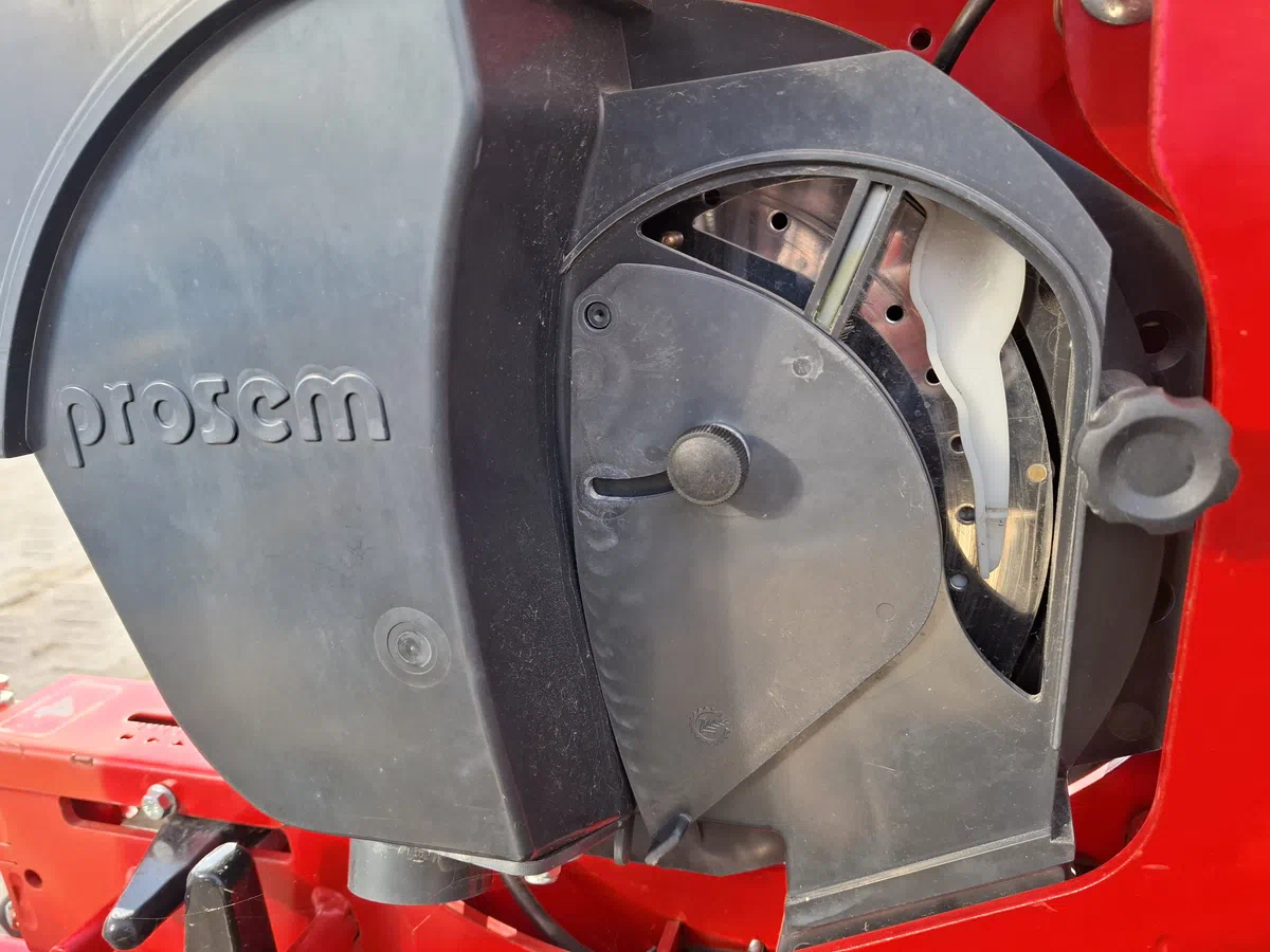 Pokrywa aparatu rozdzielającego ziarno Pokrywa aparatu rozdzielającego ziarno