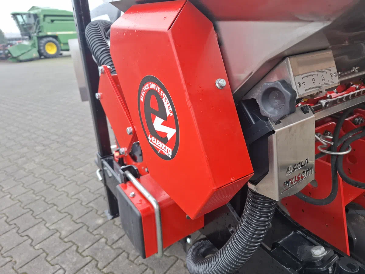 Napęd elektryczny podsiewacza nawozów siewnika SOLA PROSEM K ELEKTRA